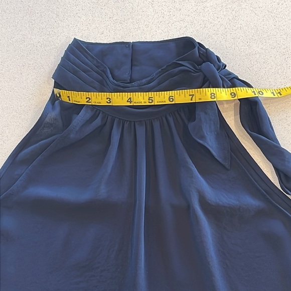 Vince Camuto Sleeveless Halter Neck Blouse Navy Blue Size M Excellent Condition - Picture 5 of 11